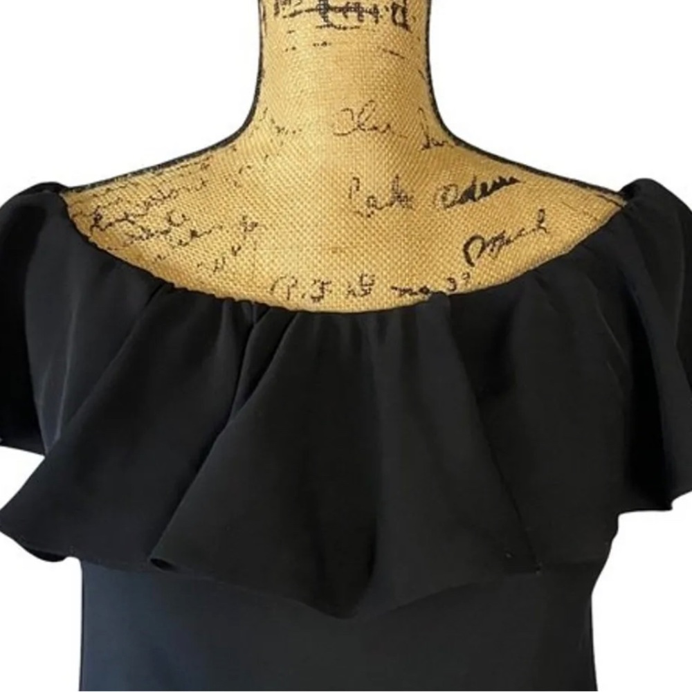 Ralph Lauren Ruffled Shoulder Top - Picture 4 of 8
